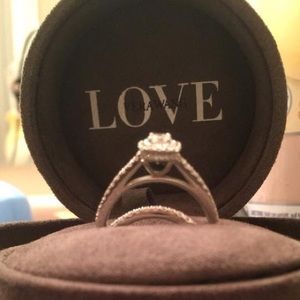 Vera Wang LOVE wedding set.